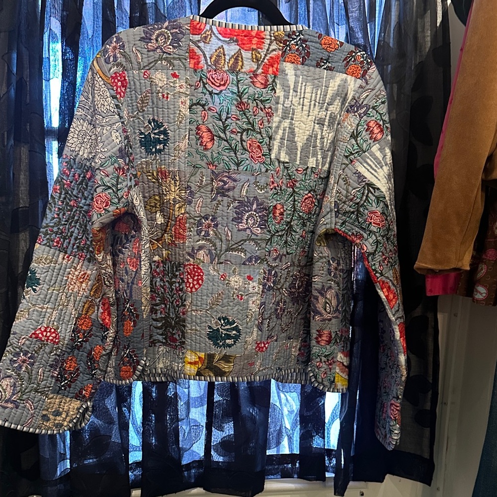 Floral Patchwork Jacket - Picture 2 of 2